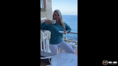 VickyAtHome From Rome And Sorrento BTS