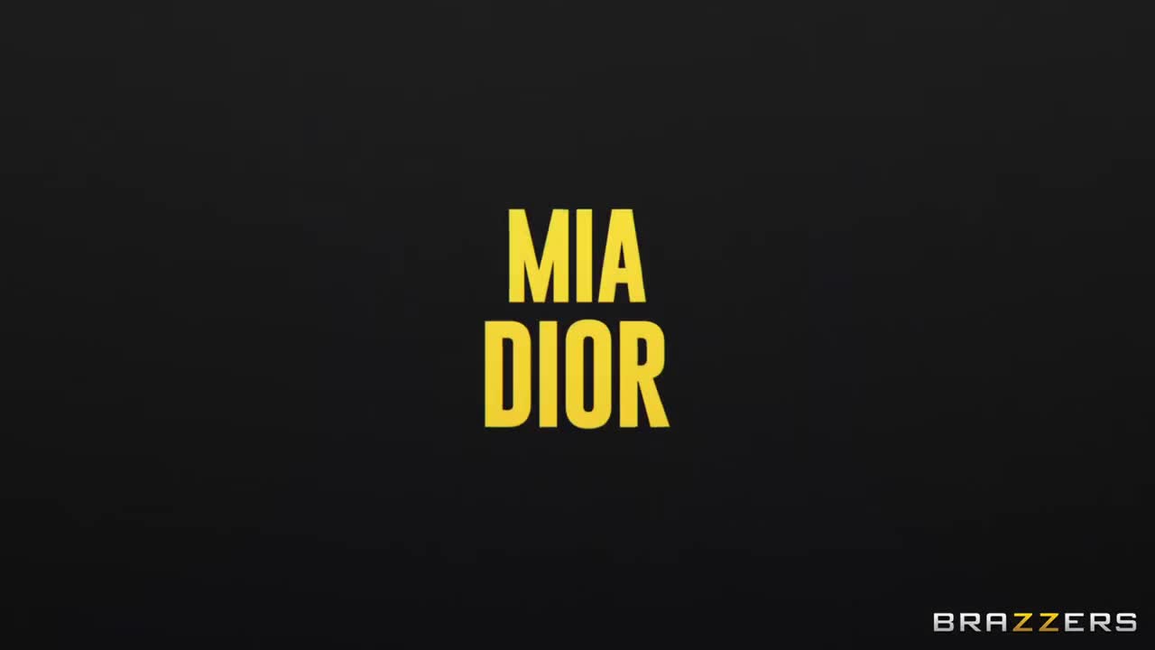 DirtyMasseur Mia Dior Nothing But Nuru - Porn video | ePornXXX