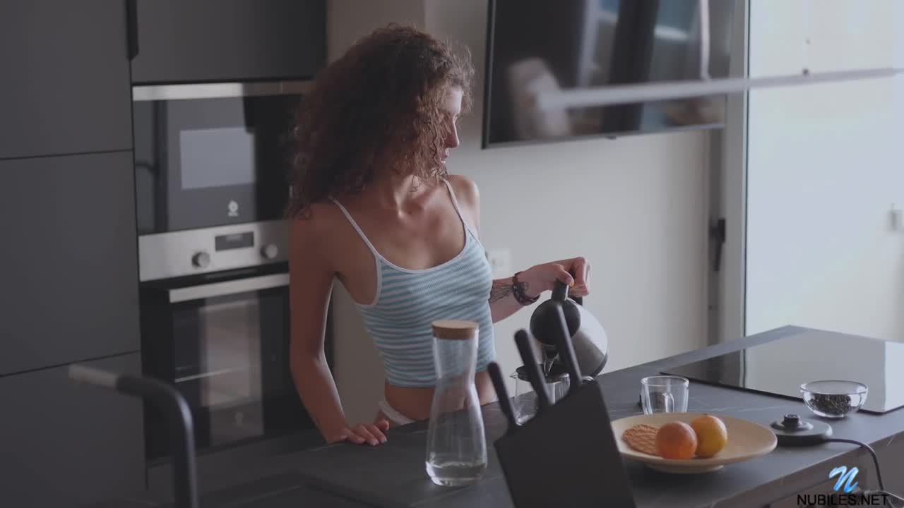 Nubiles Luna Naked For Breakfast - Porn video | ePornXXX