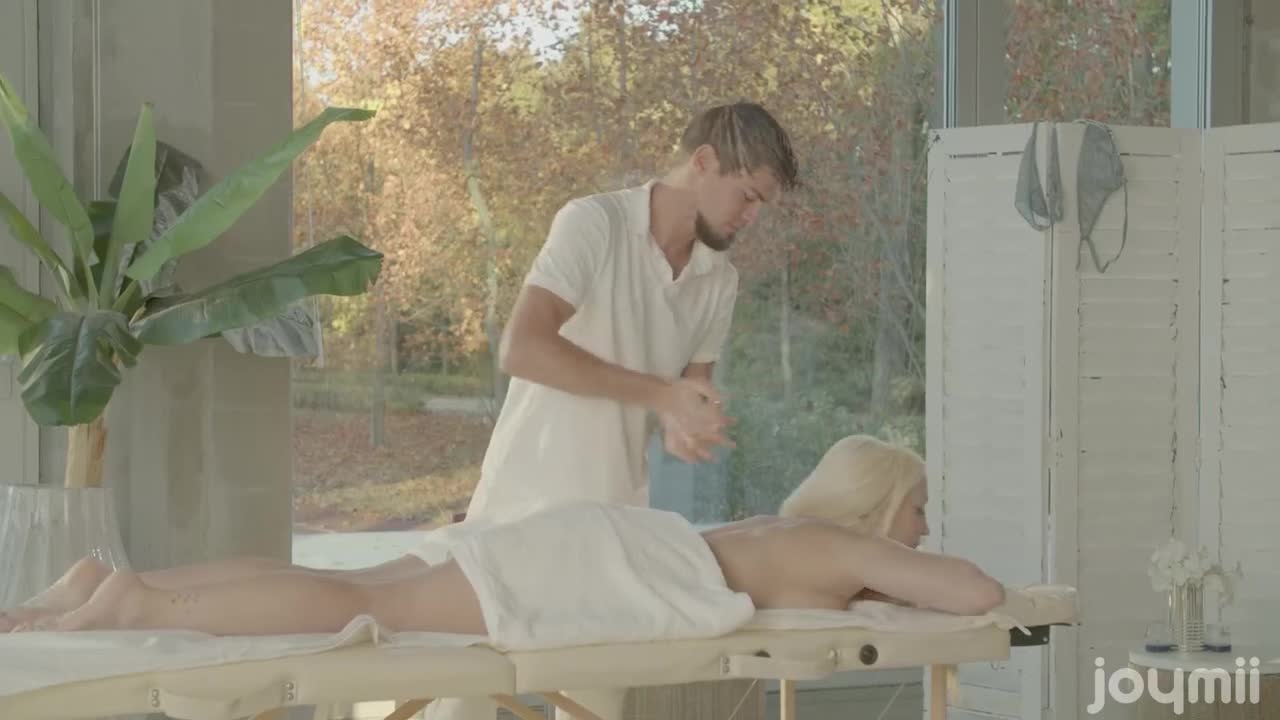 Joymii Lili Lisi Kitty Massage - Porn video | ePornXXX