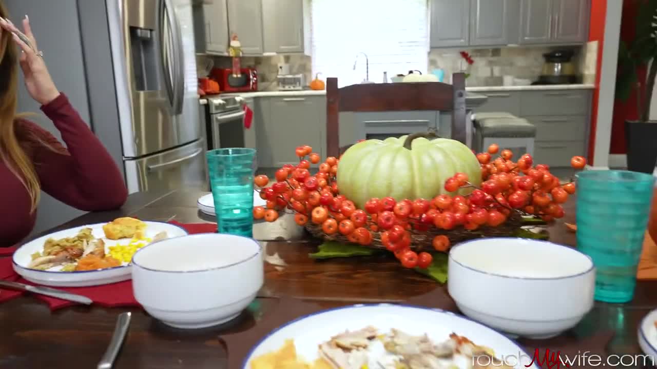 TouchMyWife Lilly Hall Wifes BBC Thanksgiving Surprise Stuffin - Porn video | ePornXXX