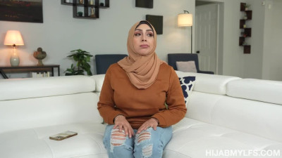 HijabMylfs Lilly Hall What Fans Want To See
