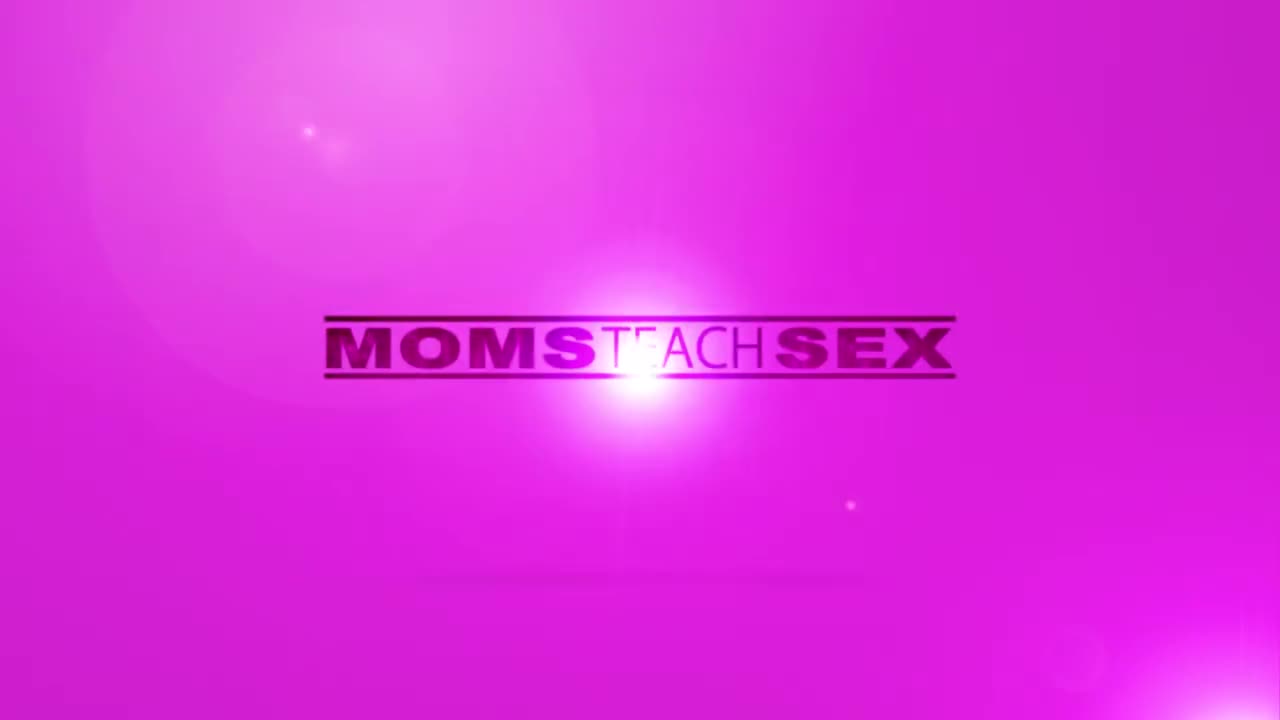 MomsTeachSex Nickey Huntsman I Dont Need A Babysitter - Porn video | ePornXXX