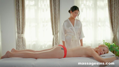 MassageSins Lady Dee And Ariela Donovan Good Pussy Massage Is Essential