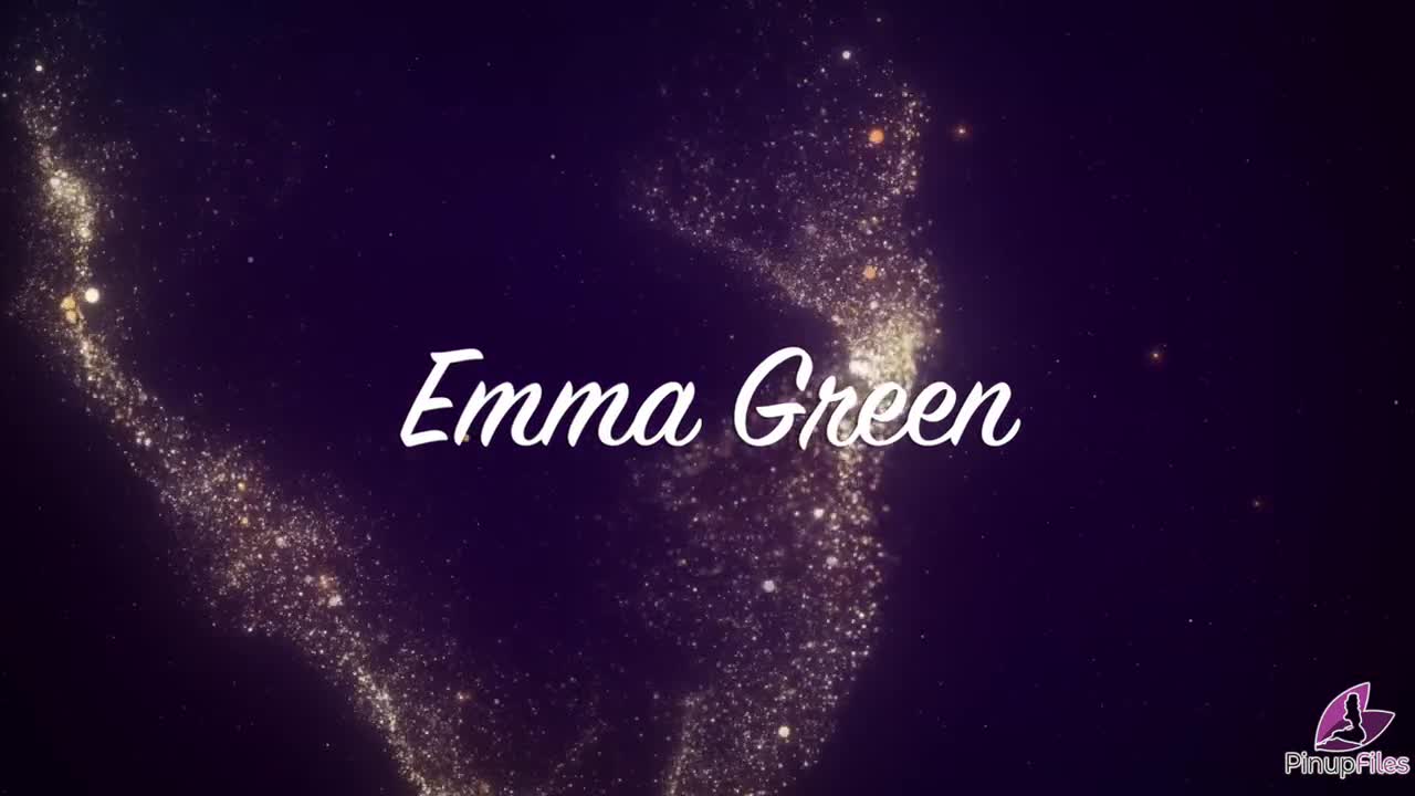 PinupFiles Emma Green Dark Flower Bra Lap Dance - Porn video | ePornXXX