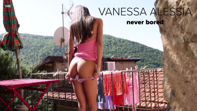 WatchBeauty Vanessa Alessia Never Bored