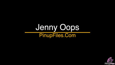 PinupFiles Jenny Oops Emerald Oil Lap Dance
