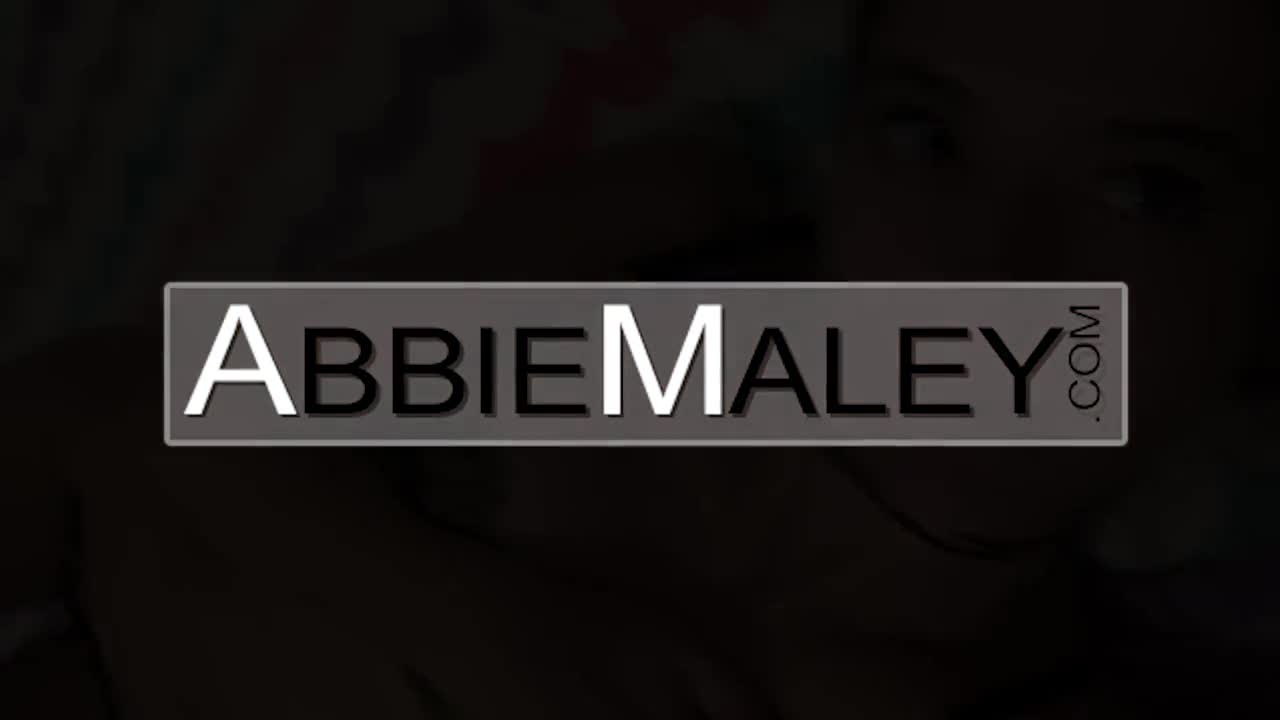 AbbieMaley Abbie Maley Quick Shower Time And Tease - Porn video | ePornXXX