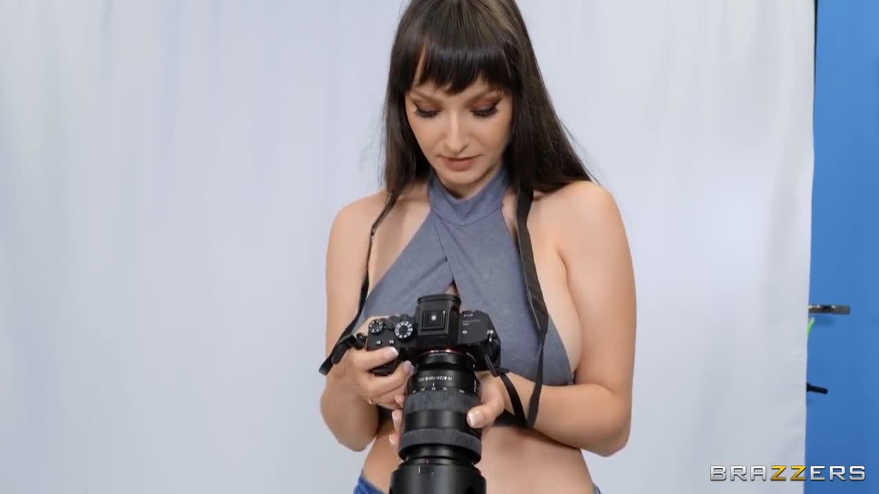 MomsInControl Lexi Luna And Clara Trinity Capturing The Couple - Porn video | ePornXXX