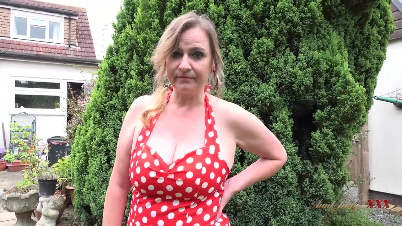 AuntJudys Nel Has Some Fun With Her Difficult Gardener - Porn video | ePornXXX