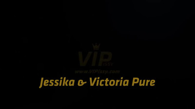 VIPissy Jessika And Victoria Pure Lapping Those Streams