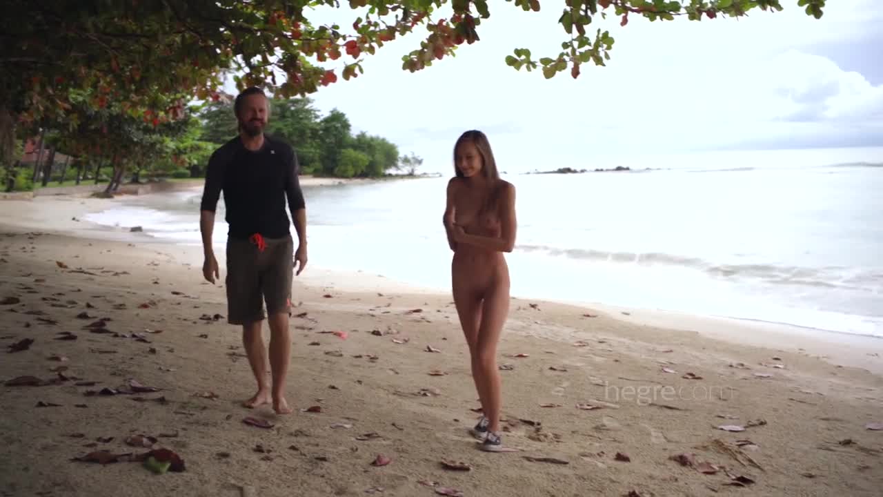 Hegre Mira Nude Beach Photo Shoot - Porn video | ePornXXX