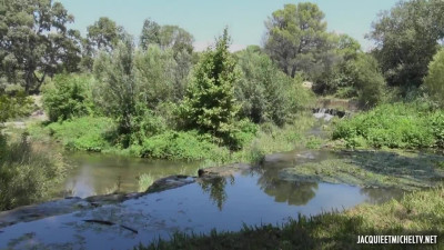 JacquieEtMichelTV Lilith Fishing Guide On A Spree In Marseille FRENCH