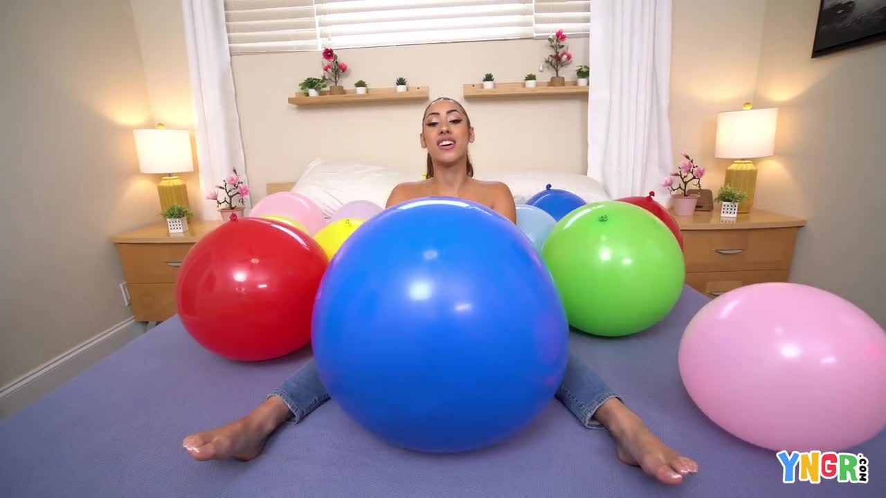 Bang YNGR Kira Perez INTERNAL - Porn video | ePornXXX