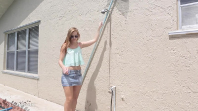 Cosmid Stacy Martin Stacys Outdoor Shower