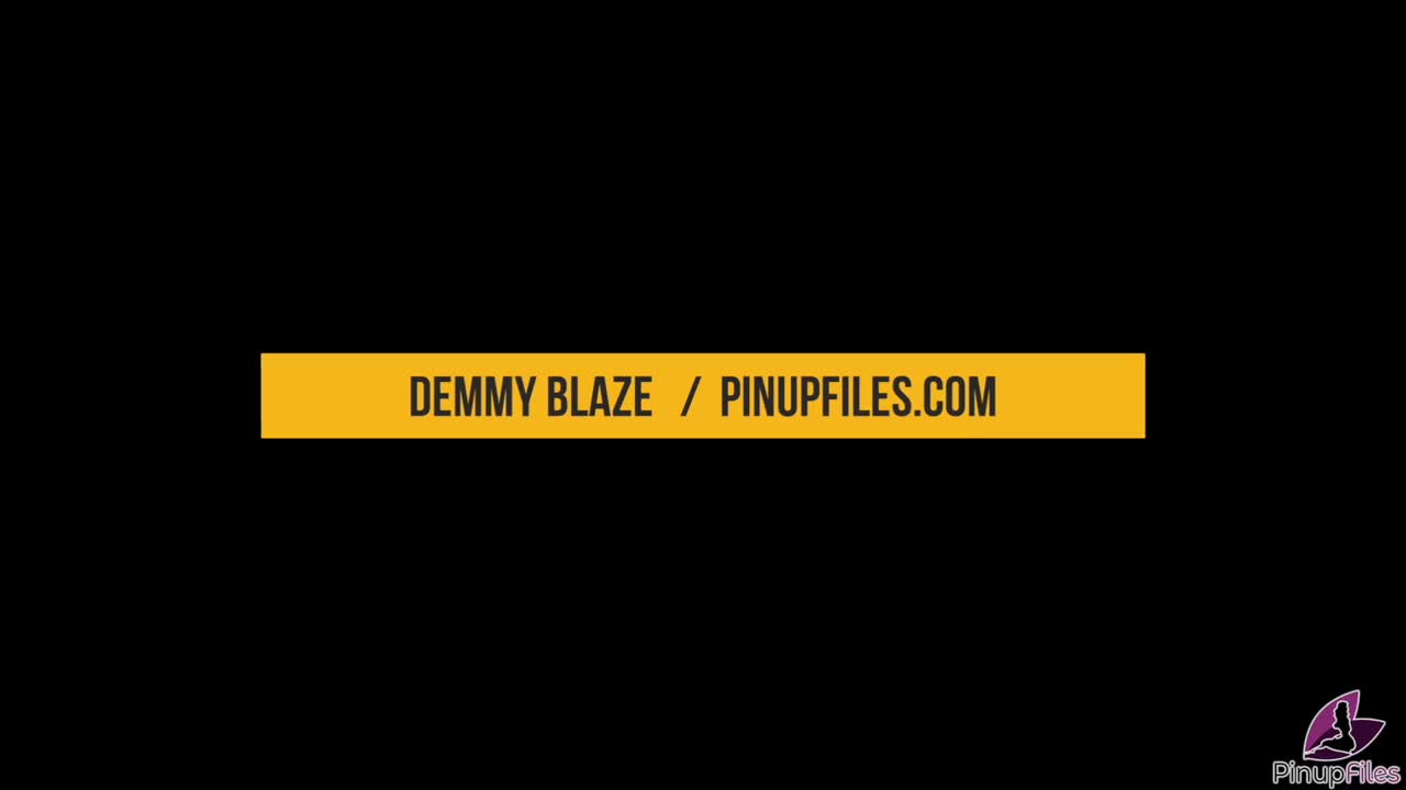PinupFiles Demmy Blaze Sexy Shower - Porn video | ePornXXX