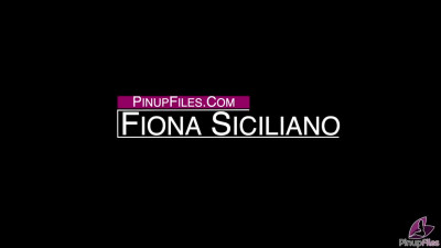 PinUpFiles Fiona Siciliano Grey Pink Details