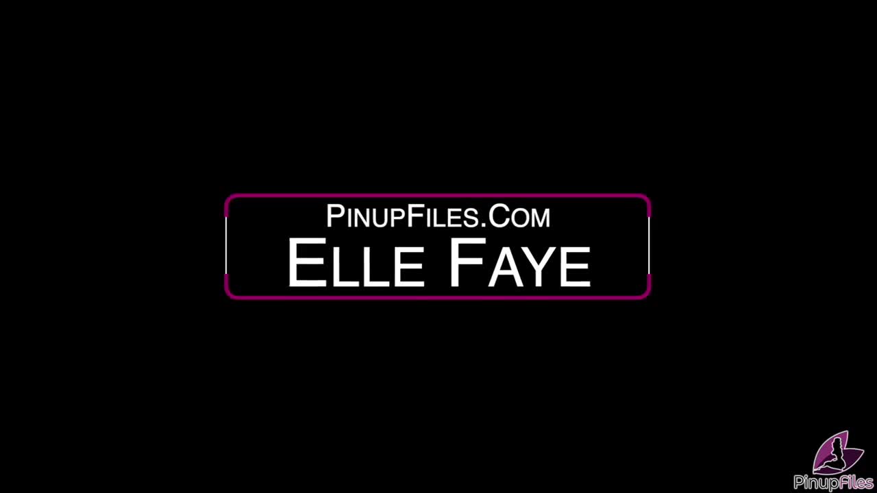PinUpFiles Elle Faye Red Crushed Velvet - Porn video | ePornXXX