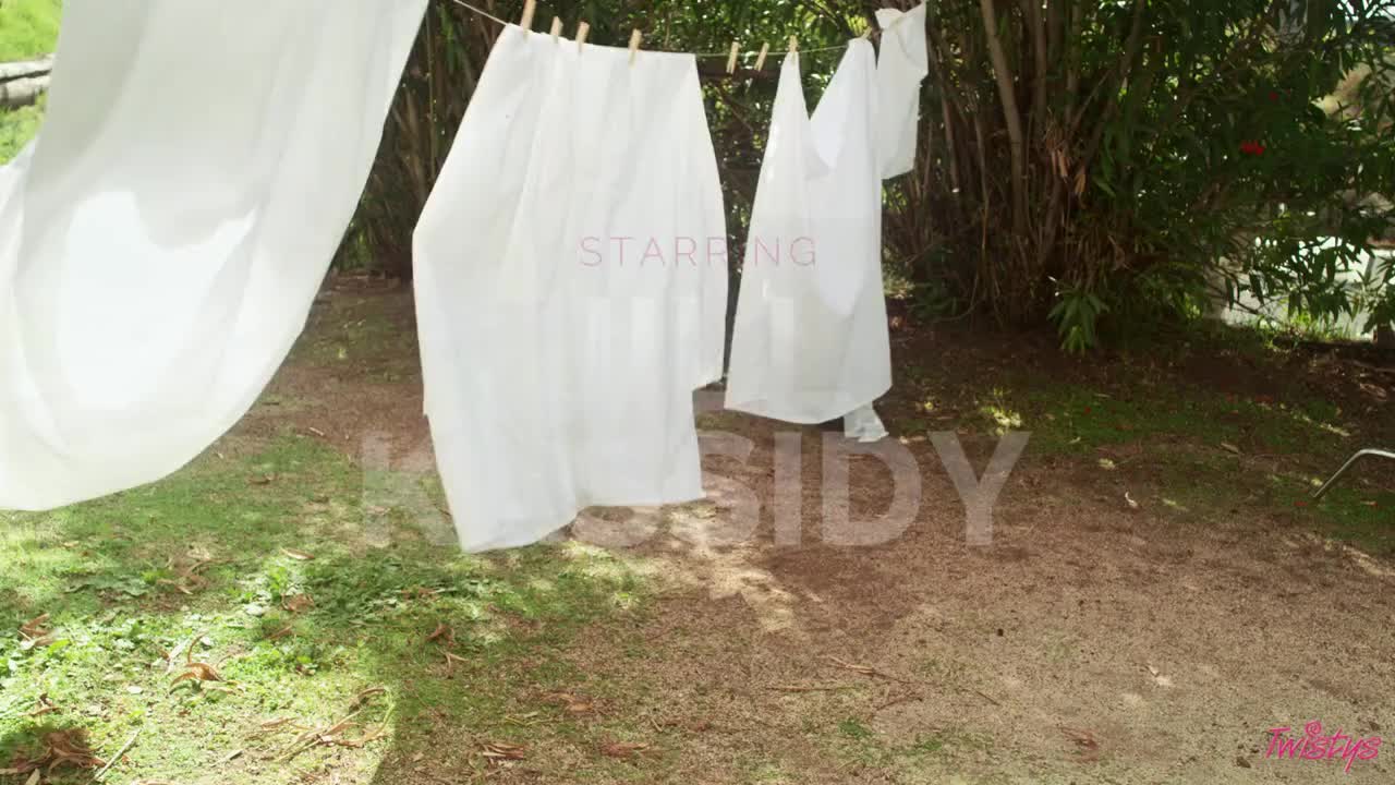 Twistys Jenna Foxx And Jill Kassidy Hung To Dry - Porn video | ePornXXX