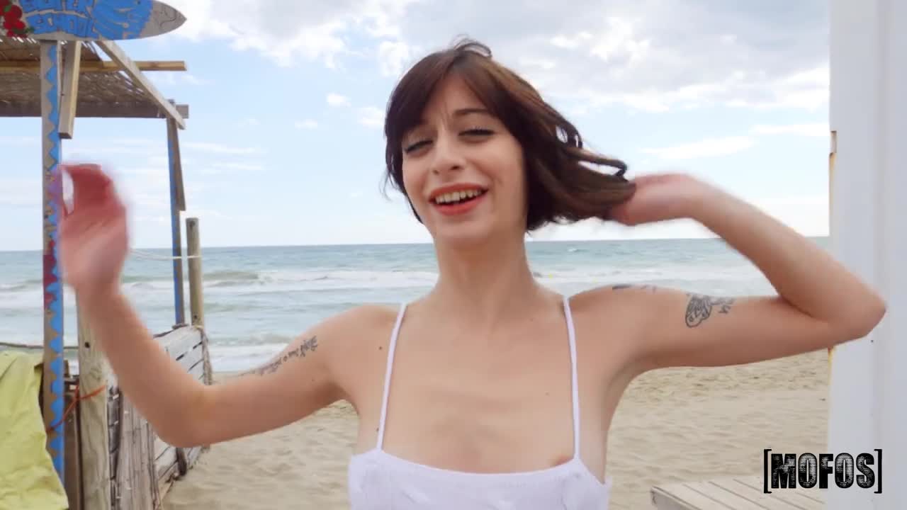 LetsTryAnal Silvia Soprano Barcelonas Backdoor Beauty - Porn video | ePornXXX