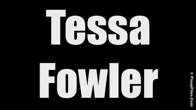 PinupFiles Tessa Fowler Hot Tub Heat