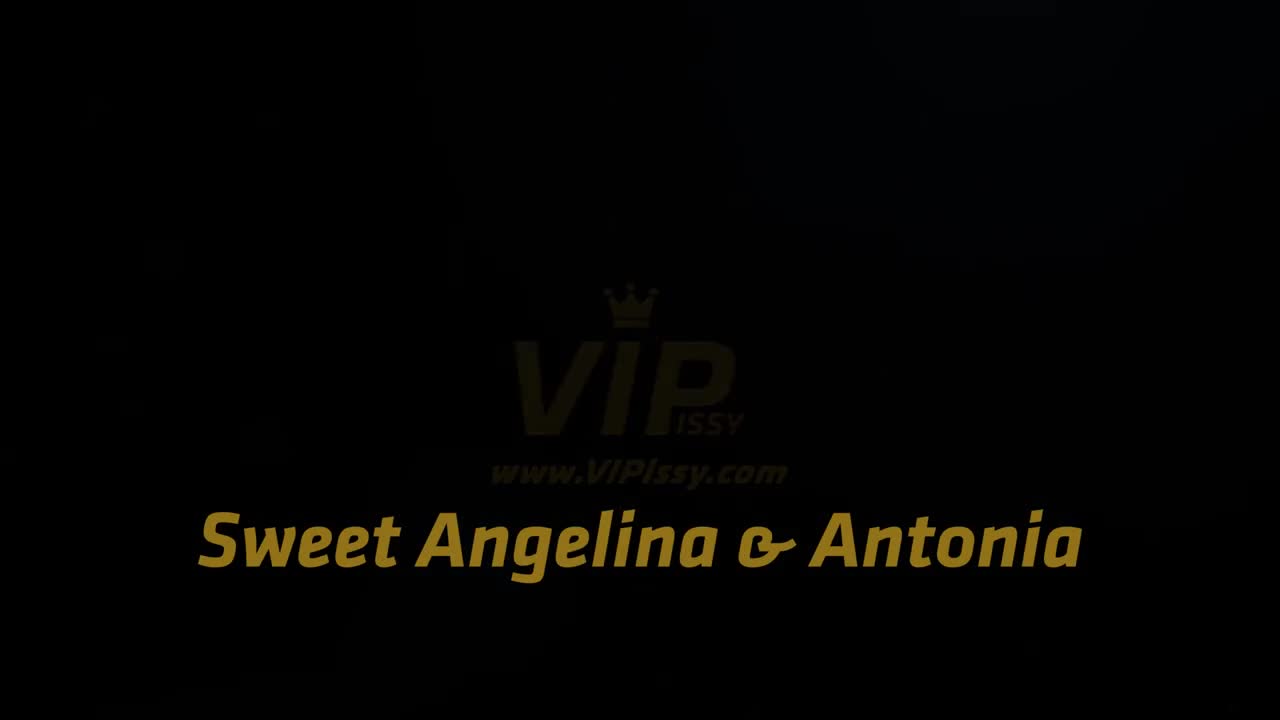 VIPissy Antonia Sainz And Sweet Angelina Spilling Their Streams - Porn video | ePornXXX