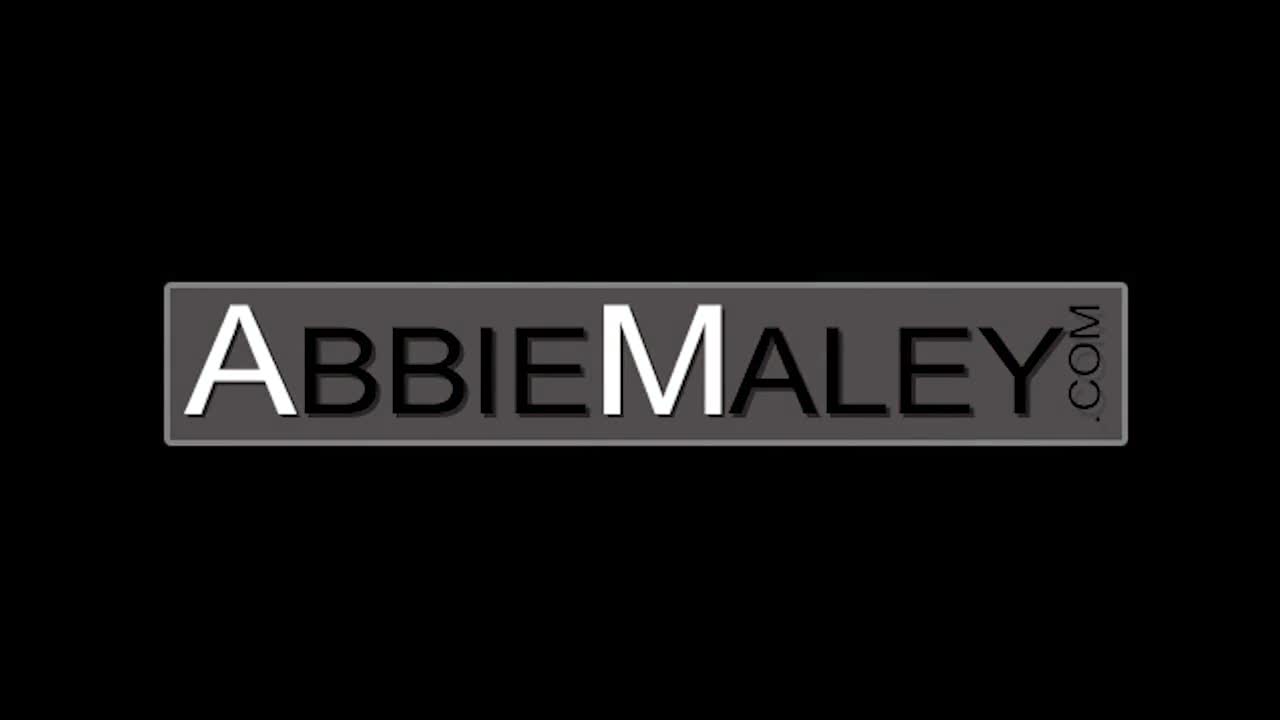 AbbieMaley Risky Public Restroom Threesome With Riley Reid - Porn video | ePornXXX