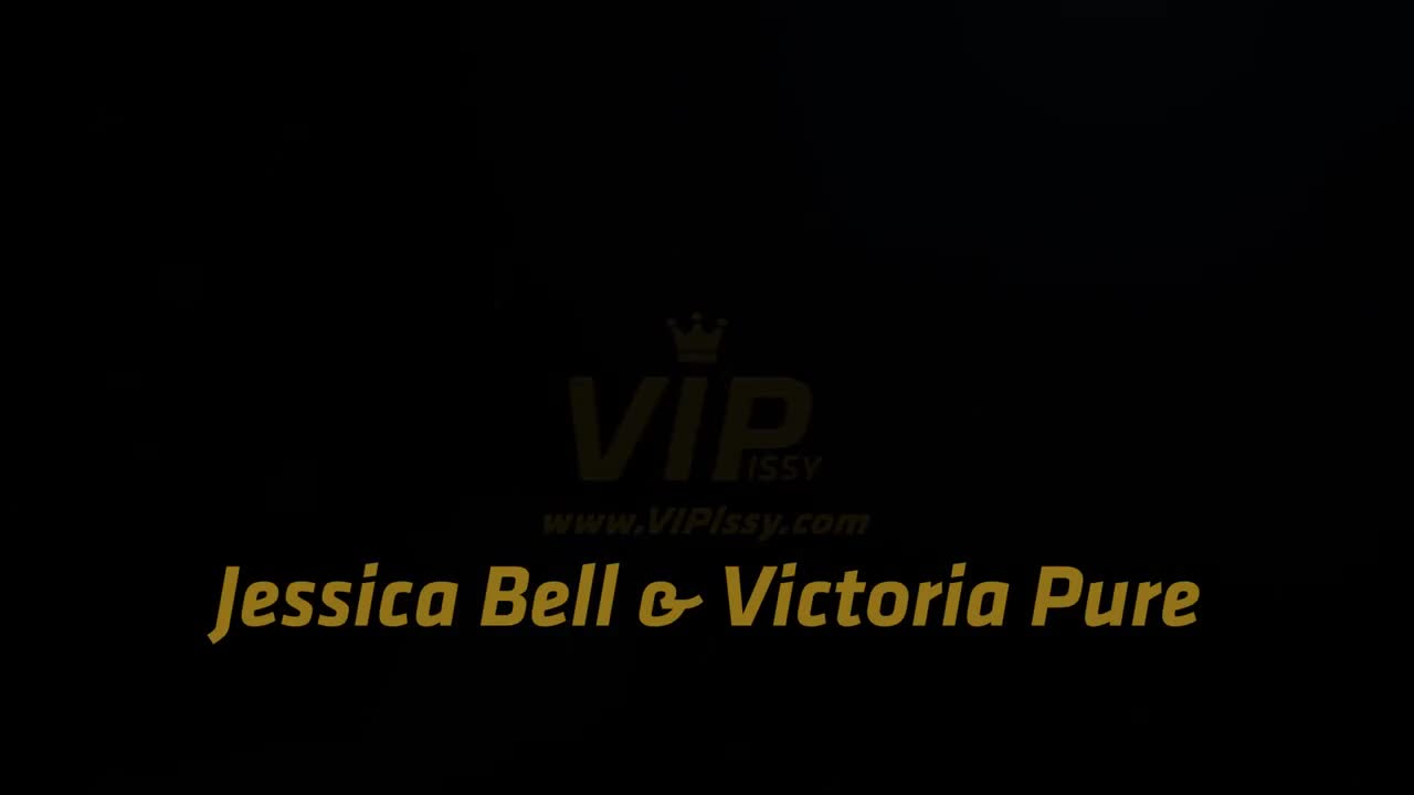 VIPissy Jesica Bell And Victoria Pure Pissy Surprise - Porn video | ePornXXX