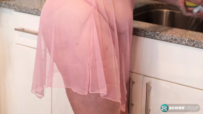 PornMegaLoad Brie Daniels The Happy Homemaker