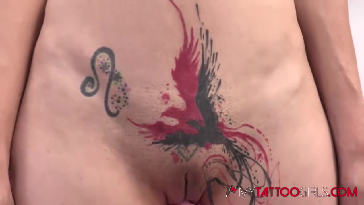 AltErotic Leah Luv Hand Tattoo And Sex With A Big Cock - Porn video | ePornXXX