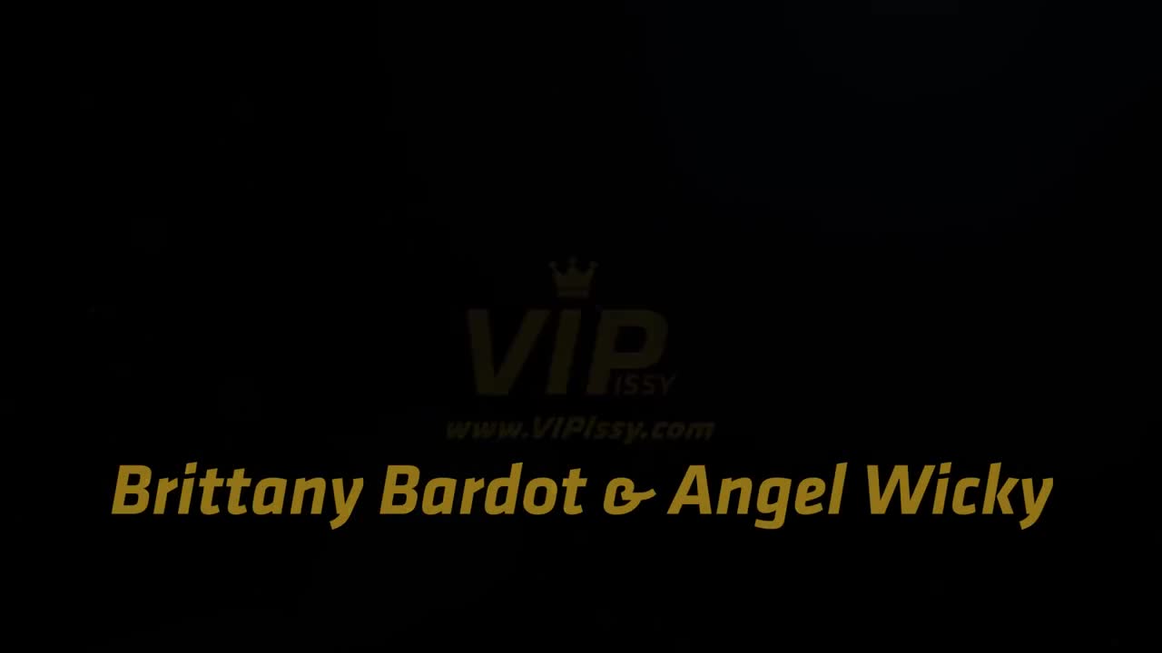 VIPissy Angel Wicky And Brittany Bardot Ironing Day - Porn video | ePornXXX