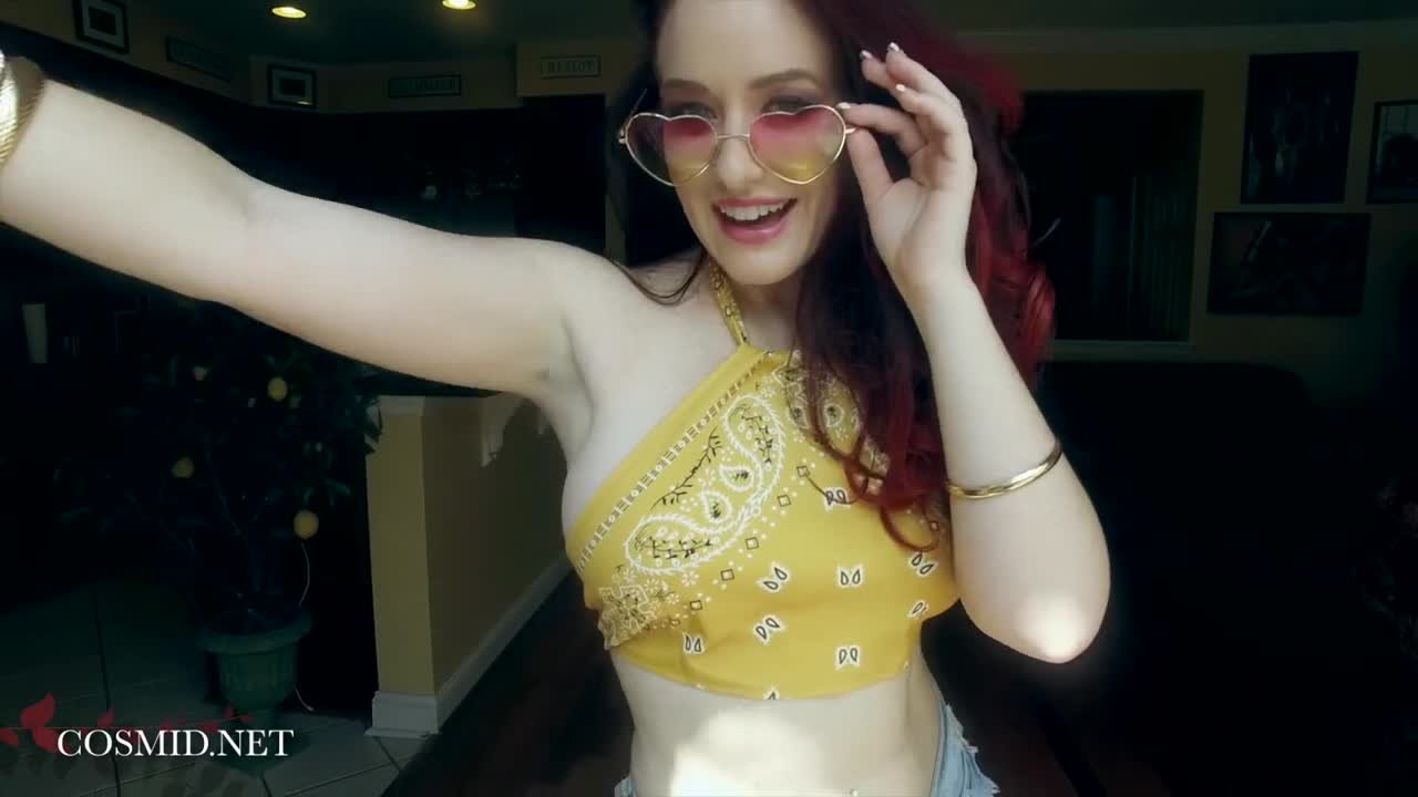 Cosmid Hannah Moore In Her Jean Shorts - Porn video | ePornXXX