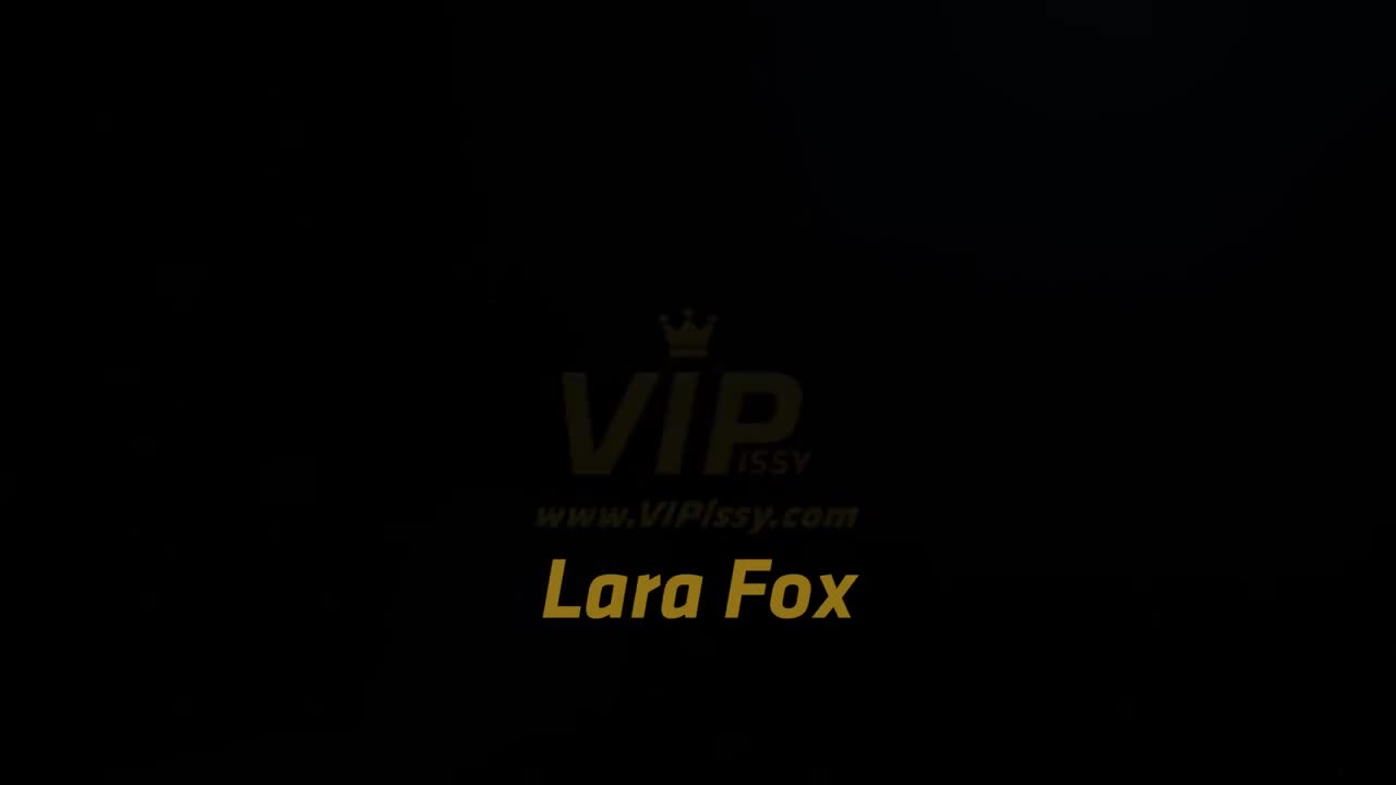 VIPissy Lara Fox The Piss Exchange - Porn video | ePornXXX