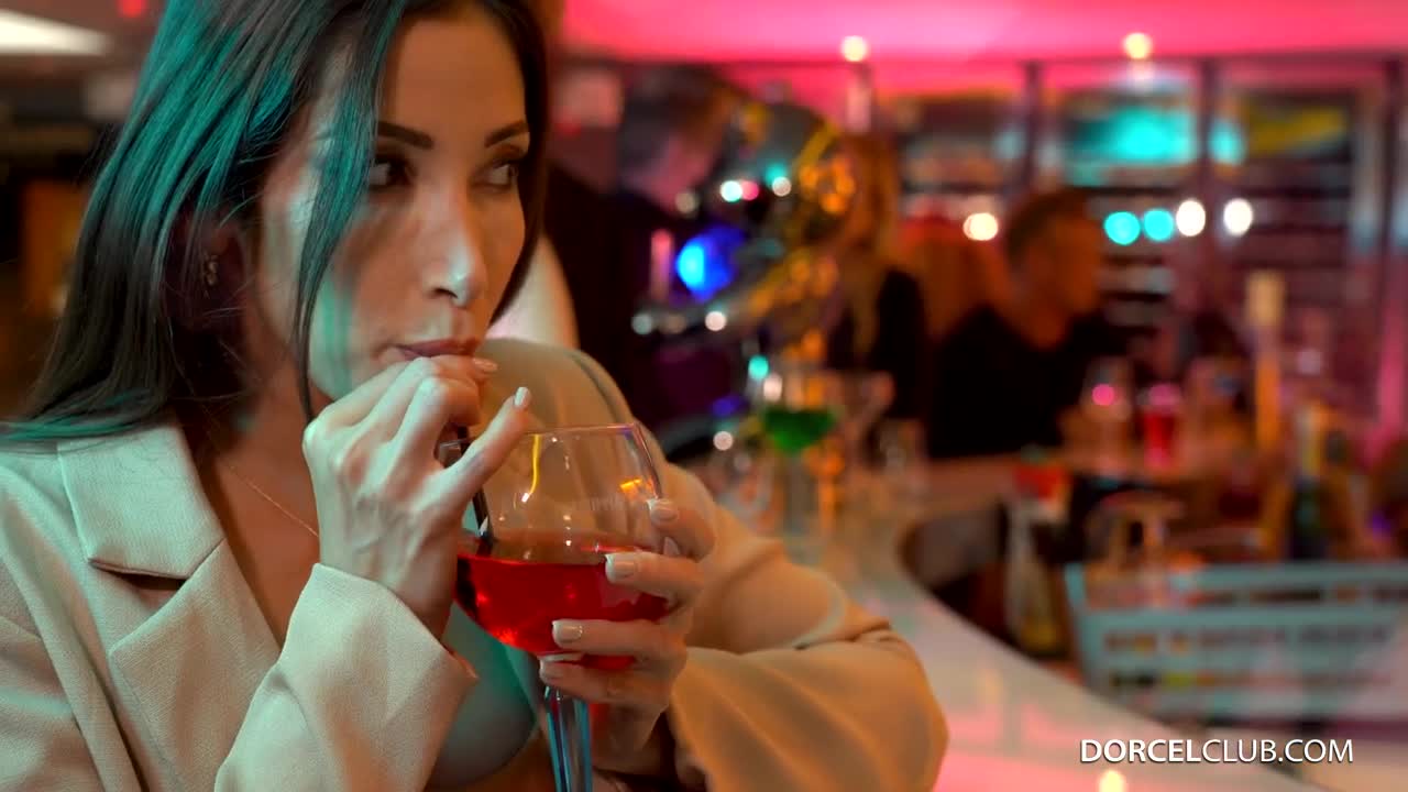 DorcelClub Tiffany Tatum One Night With Tiffany - Porn video | ePornXXX