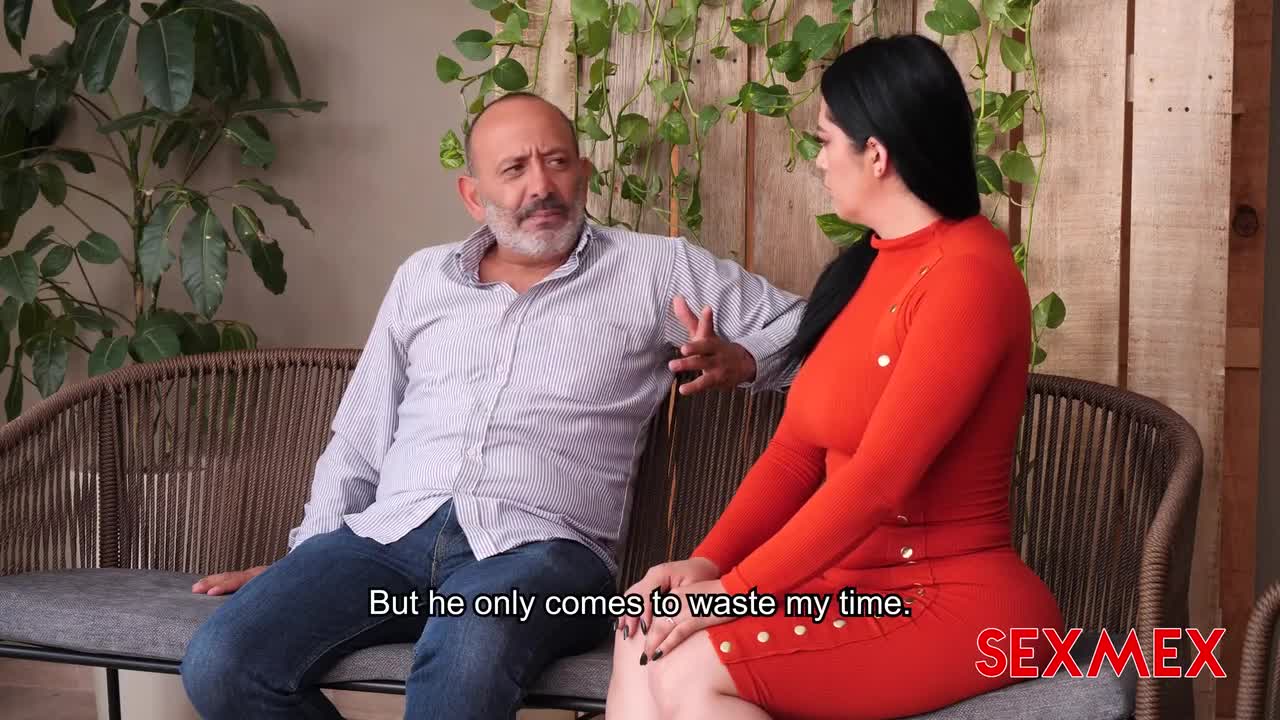 SexMex Cassandra Husband Shares His Hot Latina Wife - Porn video | ePornXXX