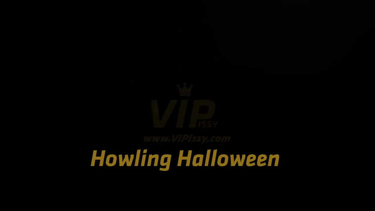 VIPissy Amanda Hill And Jenifer Jane Howling Halloween - Porn video | ePornXXX