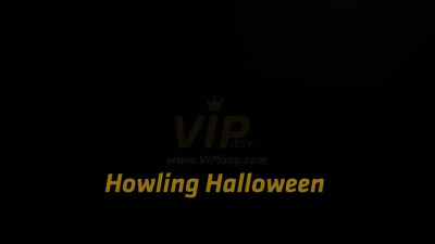 VIPissy Amanda Hill And Jenifer Jane Howling Halloween