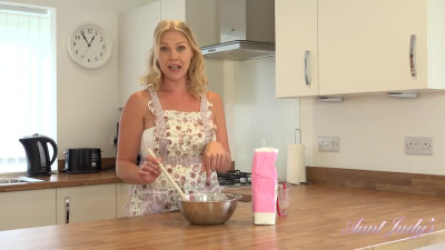 AuntJudys Abi Cooking Lesson Turns Into Messy Masturbation