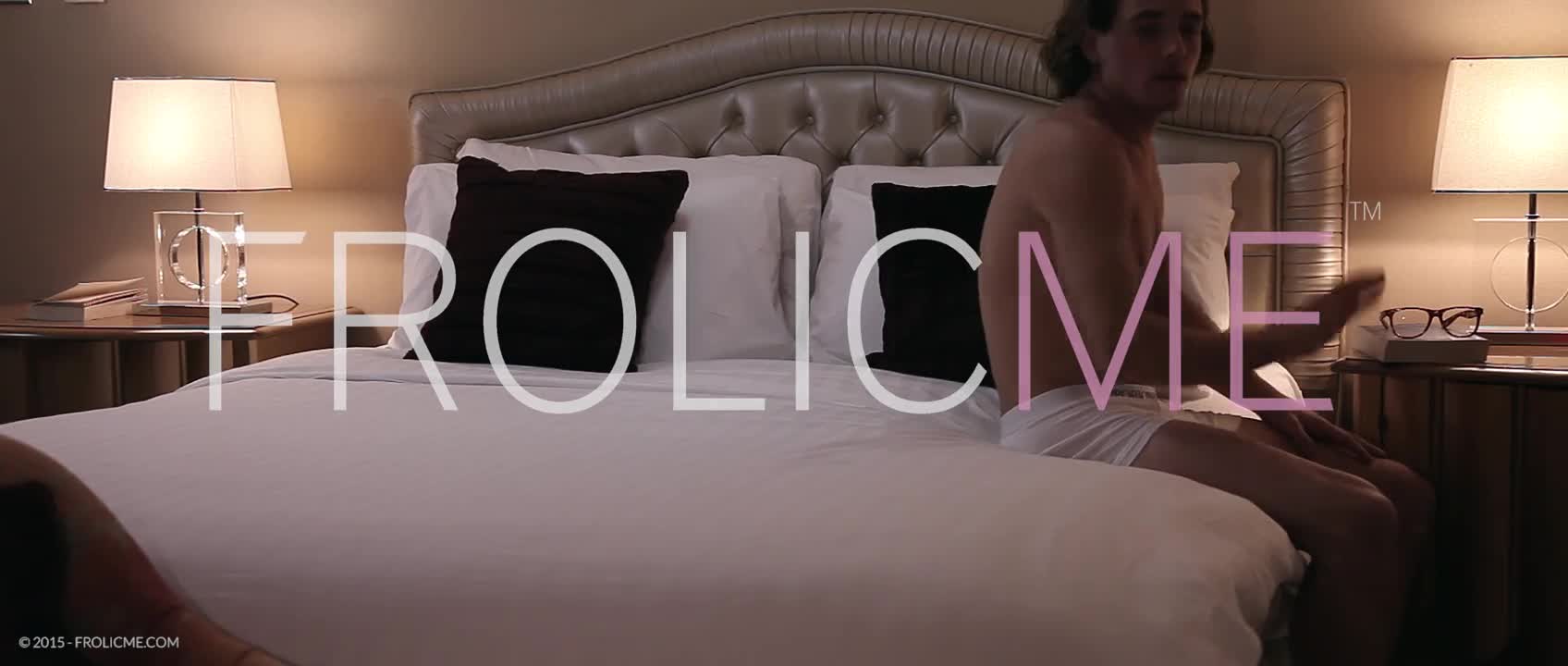 FrolicMe Sienna Day Hot Bed - Porn video | ePornXXX