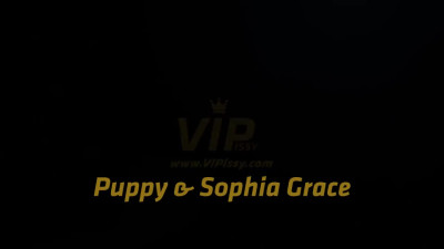 VIPissy Puppy And Sophia Grace Blondes In Bed