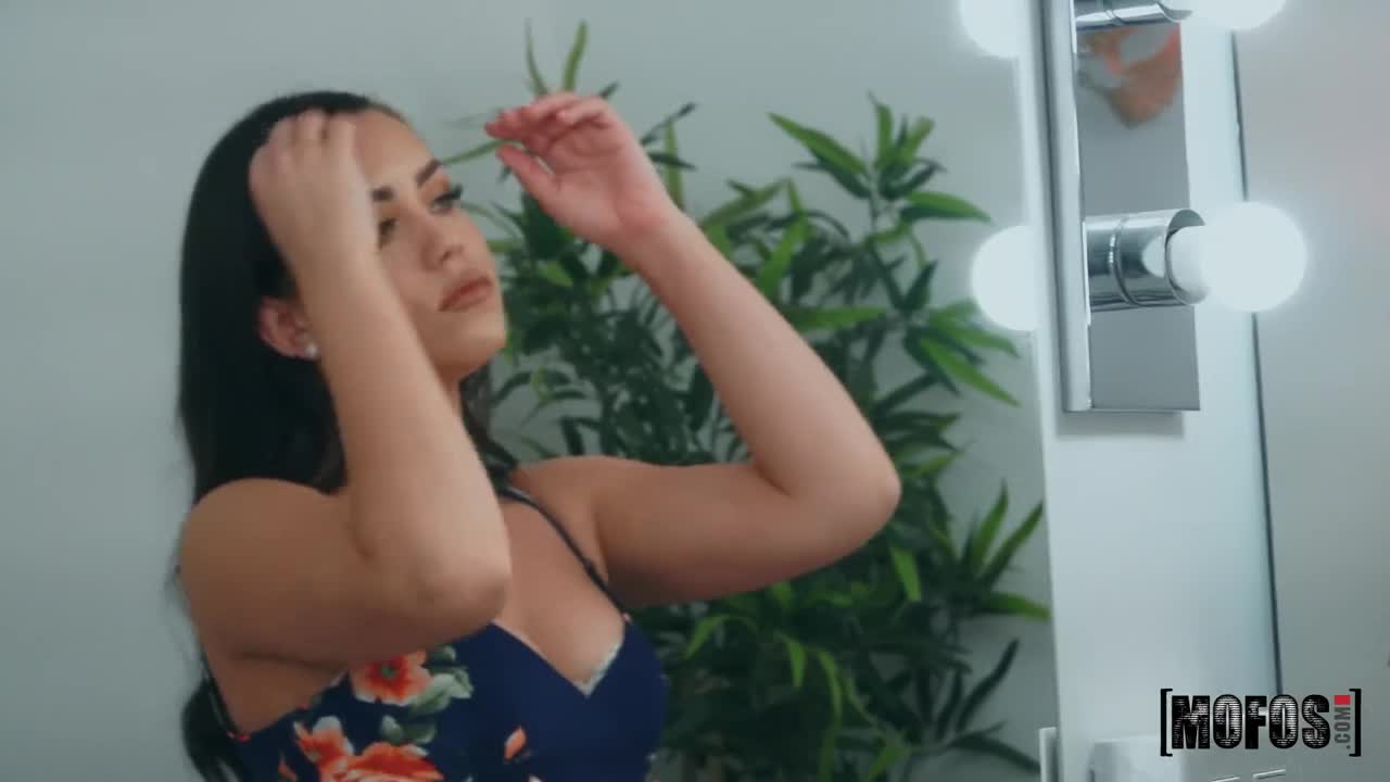 PervsOnPatrol Alina Lopez Make Up Creampie - Porn video | ePornXXX