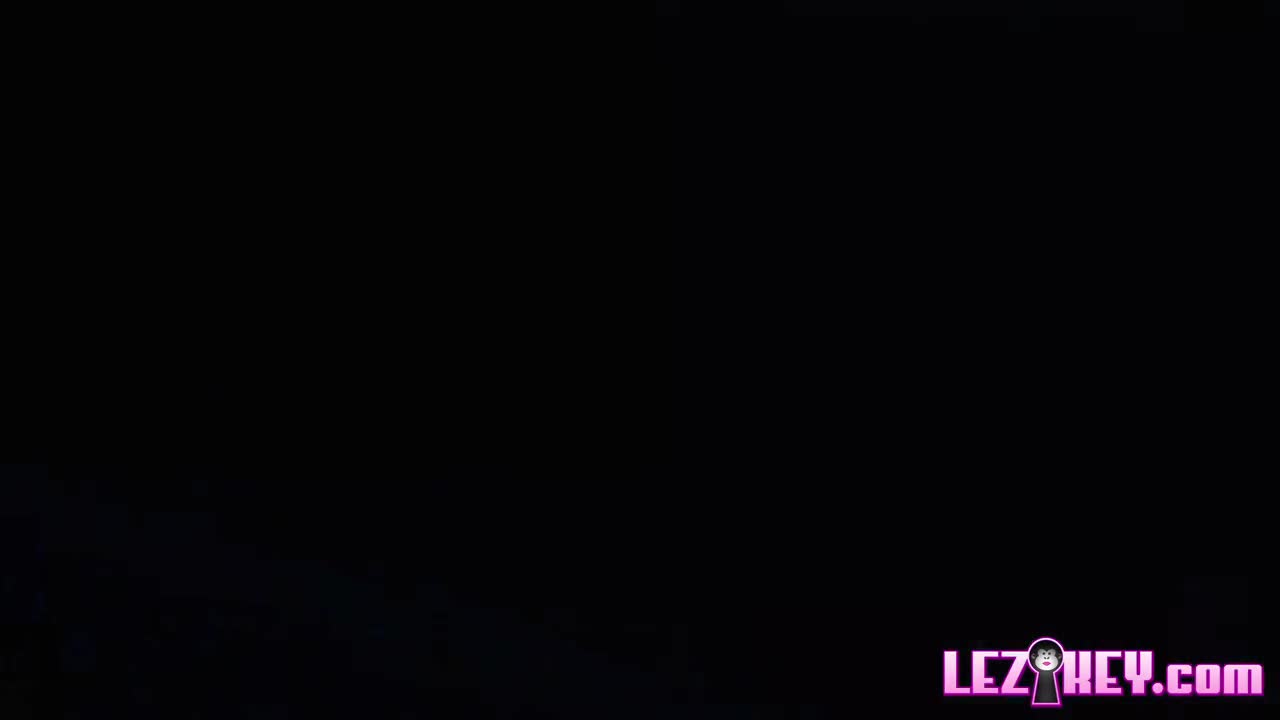 LezKey Nesty And Alexis Crystal - Porn video | ePornXXX