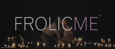 FrolicMe Vicks Angel Candlelight