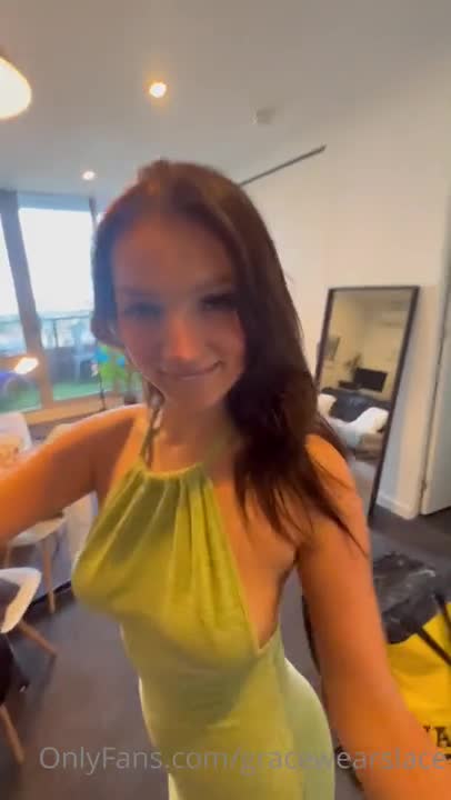 OnlyFans GraceWearsLace First Date Creampie VERTICAL PP - Porn video | ePornXXX