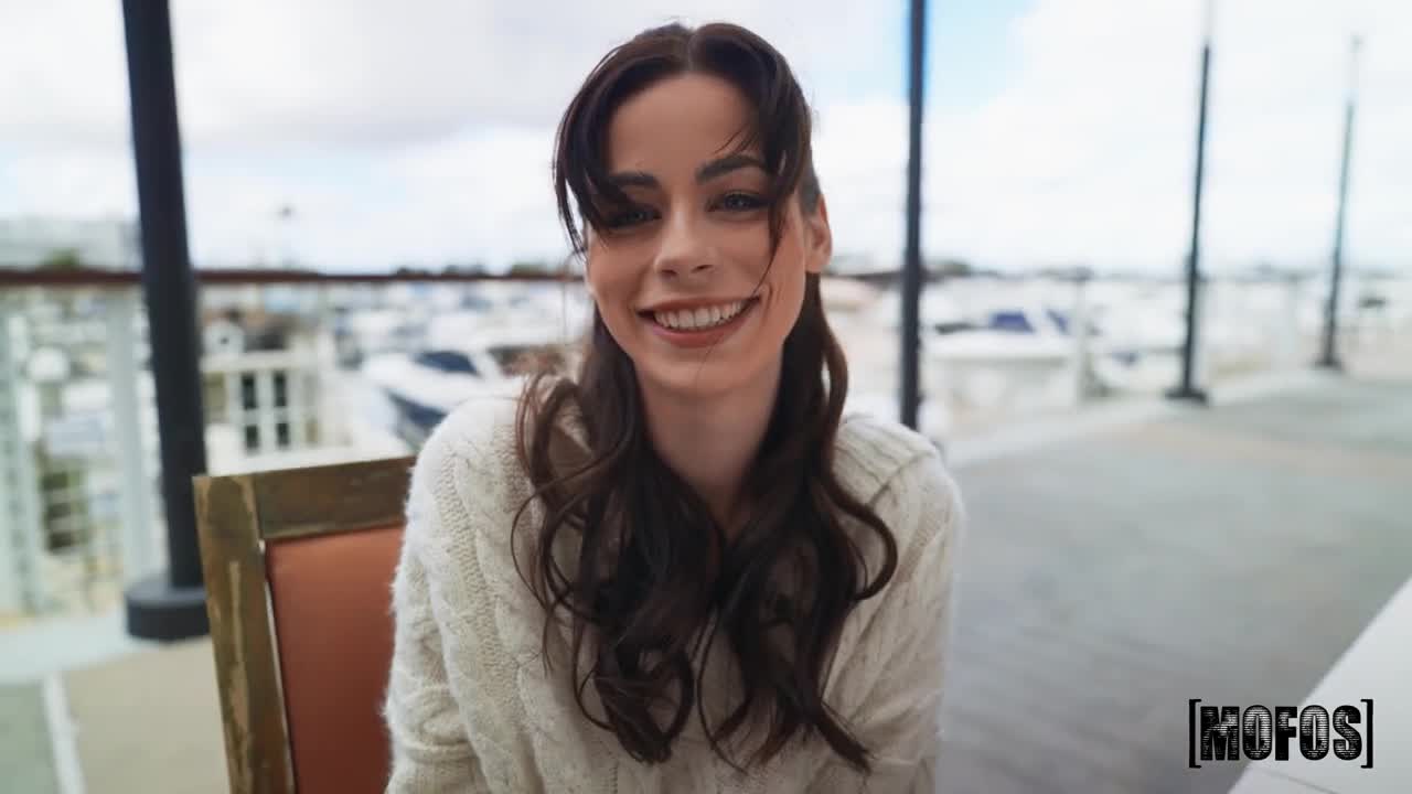 IKnowThatGirl Renee Rose Windy Day Cafe WRB - Porn video | ePornXXX