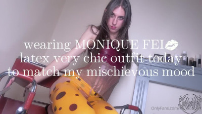 OnlyFans Nbnabunny Monique Fei Chic Latex Outfit TS PP