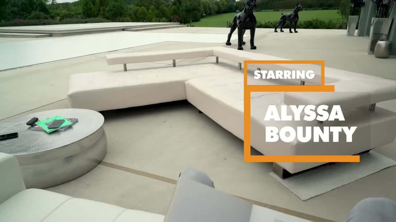 Alyssa Bounty Your Year Old Fan - Porn video | ePornXXX