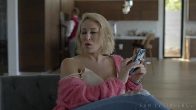 FamilySinners.23.06.16.Ryan.Keely.Mothers.And.Stepson.XXX.1080p.HEVC.x265.PRT
